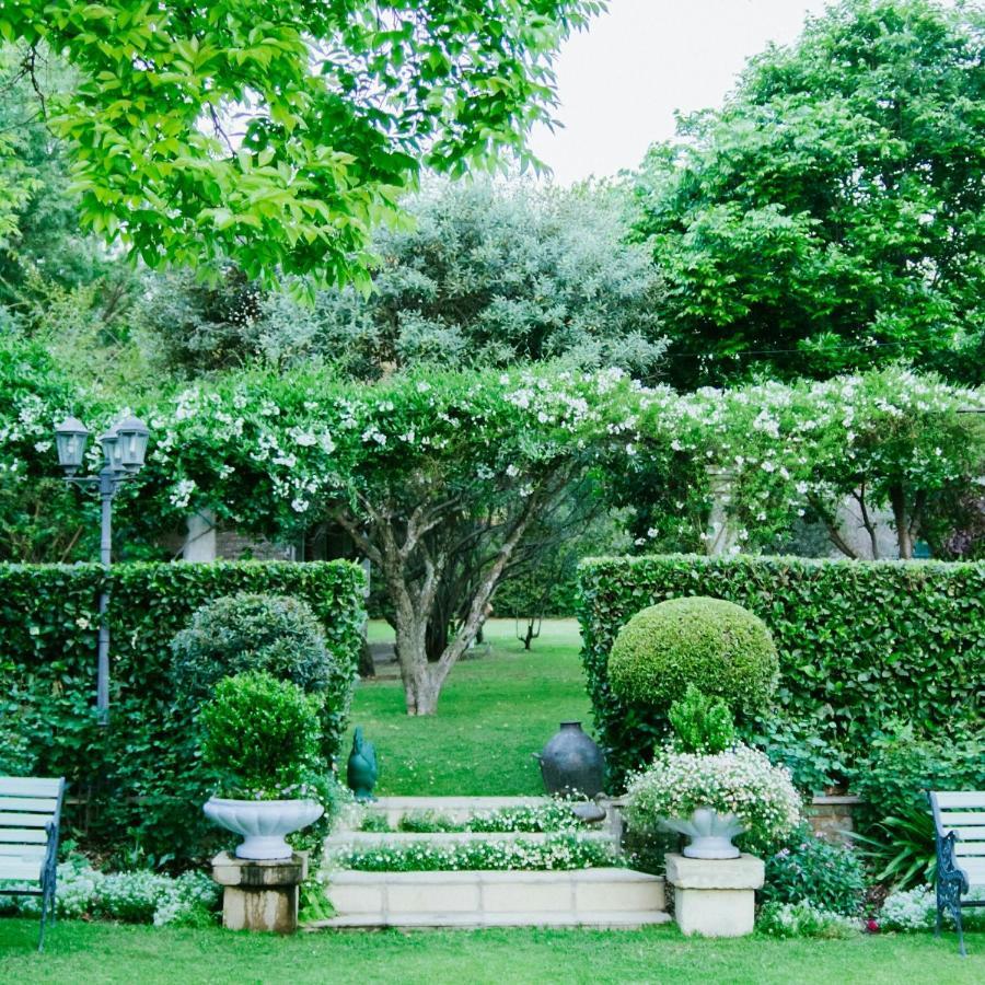 Burkleigh House Hotel โจฮันเนสเบิร์ก ภายนอก รูปภาพ