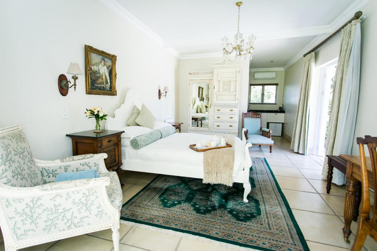 Burkleigh House Hotel โจฮันเนสเบิร์ก ภายนอก รูปภาพ