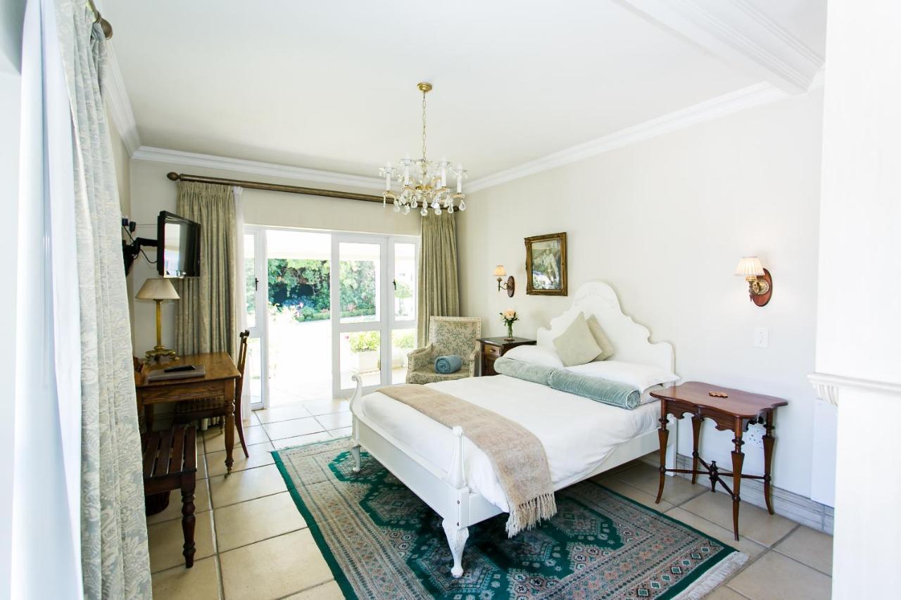 Burkleigh House Hotel โจฮันเนสเบิร์ก ภายนอก รูปภาพ